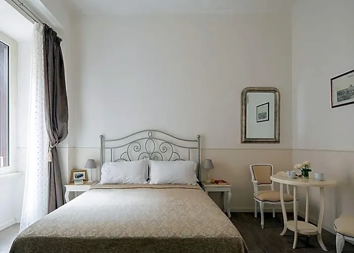 Dante's In Vaticano Bed & Breakfast 4*